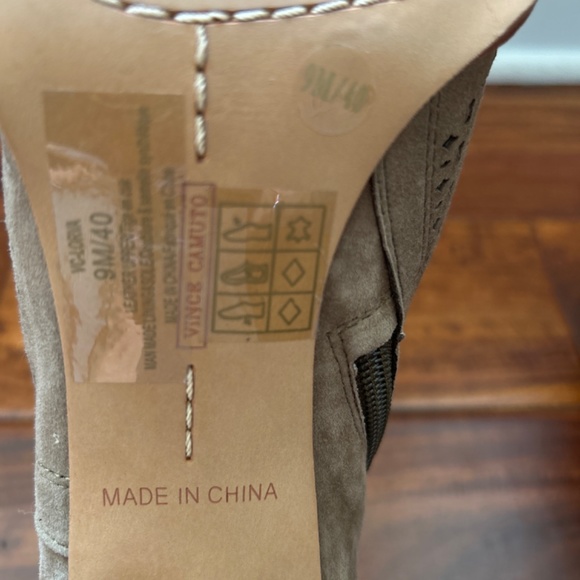 Vince Camuto Lorva Suede Ankle Booties | Size 9 | Taupe | Block Heel |Perforated - Picture 5 of 7